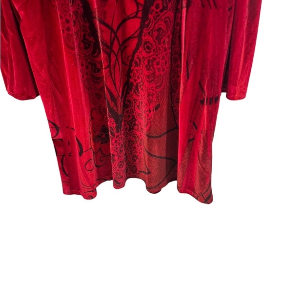 The Pyramid Collections Red Floral Velvet Long Sleeve Dress Tunic Top Size XL - Picture 3 of 5